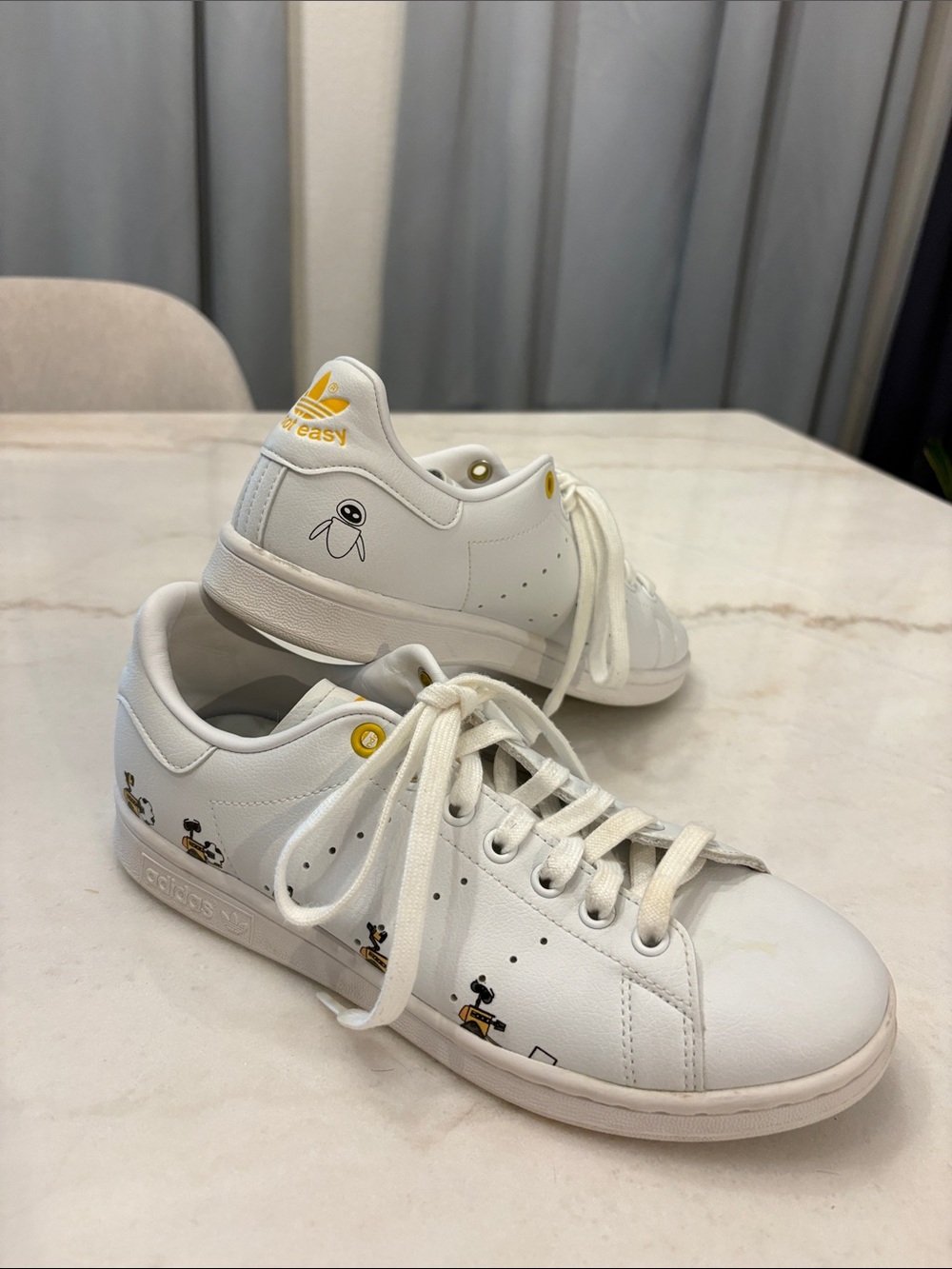 Disney X Adidas Stan Smith “Wall-E” Leather Sneaker Size 7